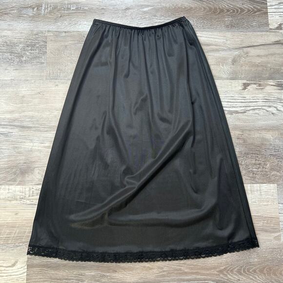 Vintage Warner’s Black Nylon Half Slip with Lace Hem | Size M Length Made in USA - Picture 4 of 4